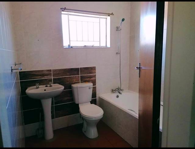 3 BEDROOM TOWNHOUSE FOR SALE IN SASOLBURG CENTRAL